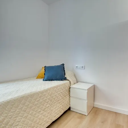 Apartment Garbi Park 301 *