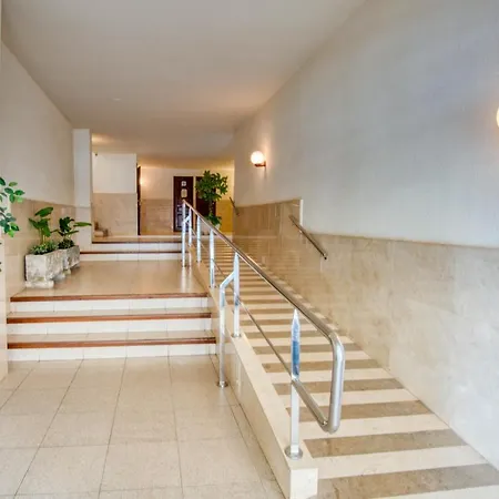 Garbi Park 301 Apartment *